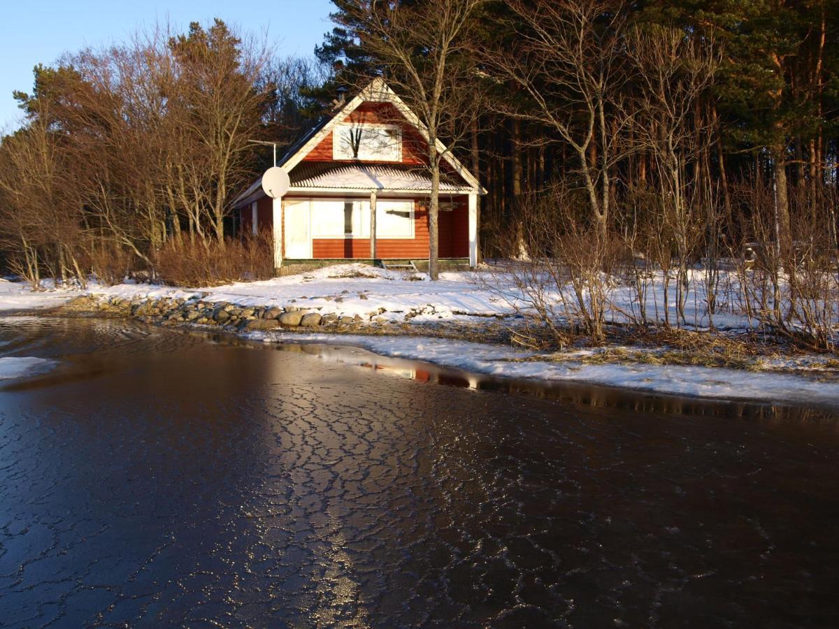 Kapteni Holiday House Paatsalu Exterior foto